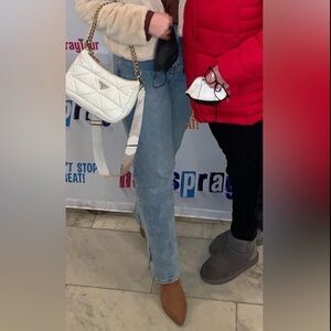 Abercrombie 90’s Straight Ultra High Rise - Slit in legs